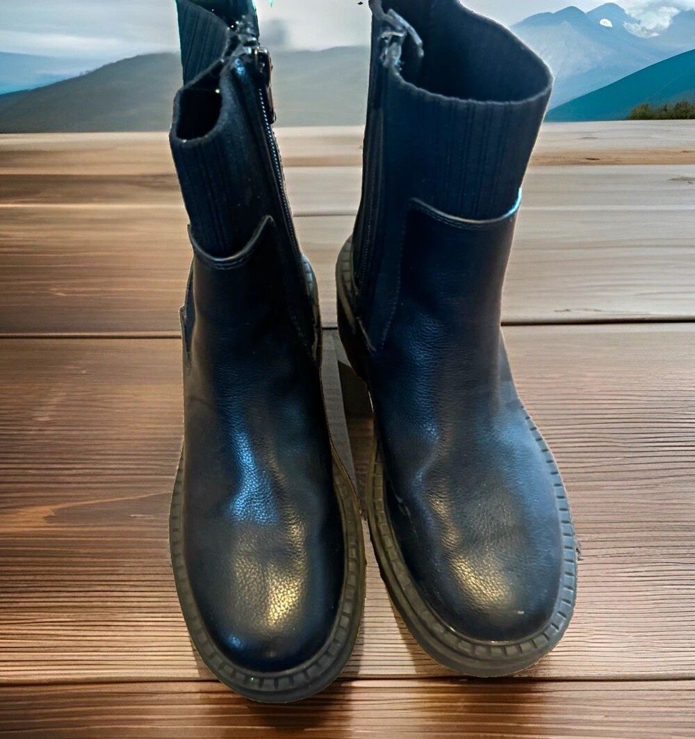 Target Women’s Black Chelsea Ankle Boots Side Zip Round Toe Comfort US 7.5